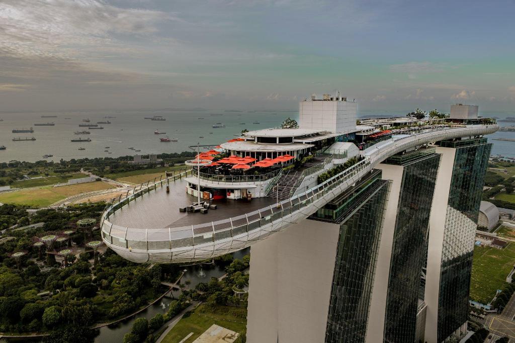 싱가포르 마리나 베이 샌즈 (Marina Bay Sands), 차분한 품격의 랜드마크